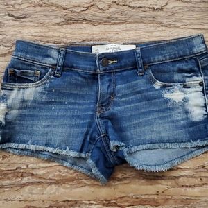 Abercrombie & Fitch short